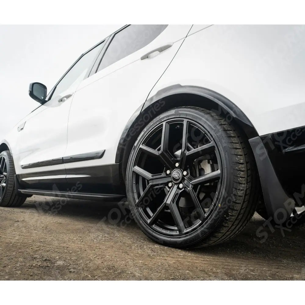 STX Style Mud Flaps Set 4pcs For Land Rover Discovery 5 2017-2020