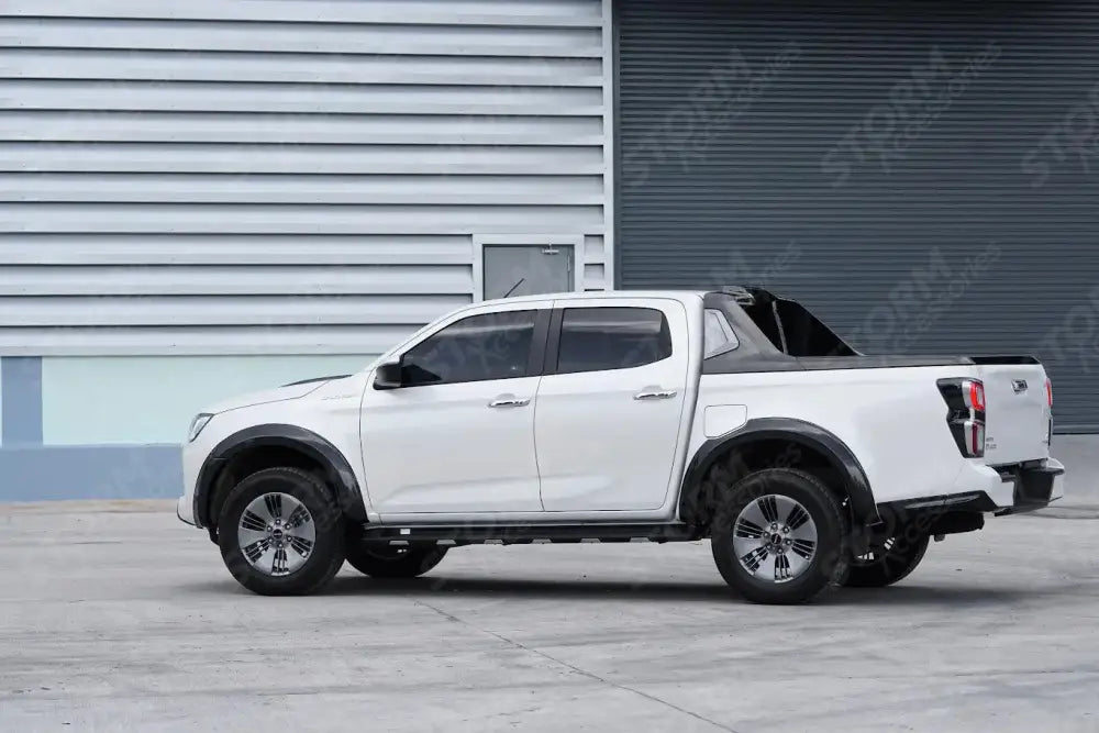 STX Wheel Arches In Gloss Black For Isuzu D-Max 2021 - 2024