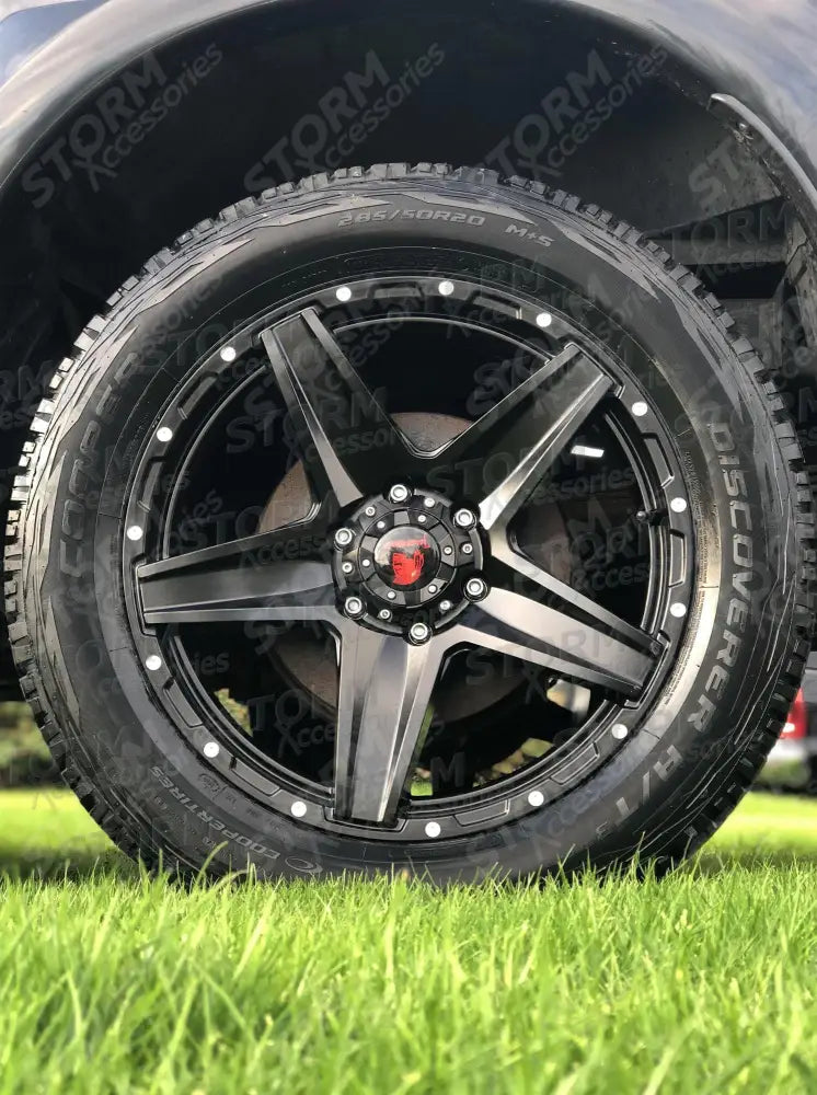 Tomahawk Apache - 20 Inch Alloys - 6x114