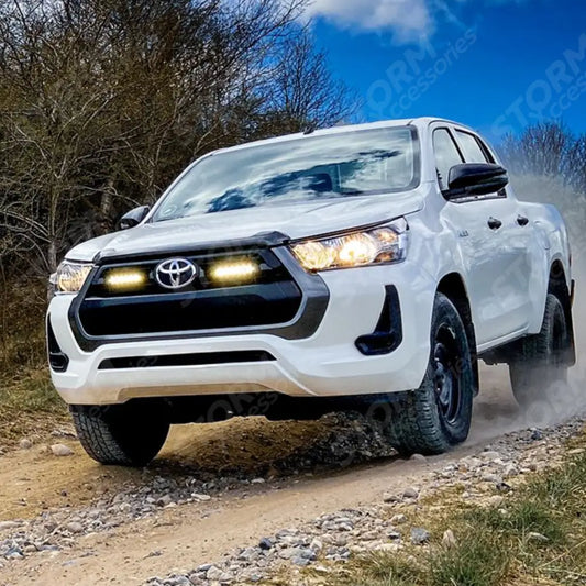 Toyota Hilux 2021+ Grille Kit - Linear-6 Elite