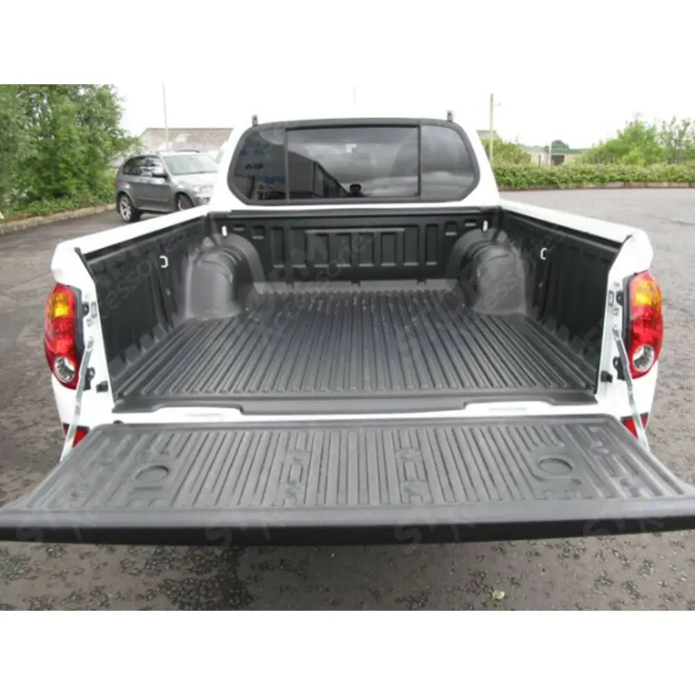 Under Rail Load Bed Liner For Mitsubishi L200 Series 5 - Series 6 - Fiat Fullback - 2015 On Double Cab