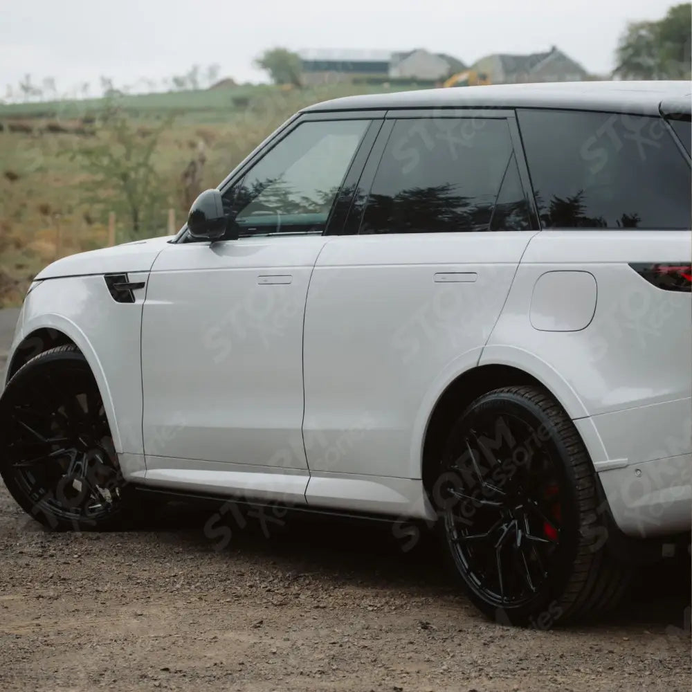 Wheel Arches Colour Coded For Range Rover Sport L461