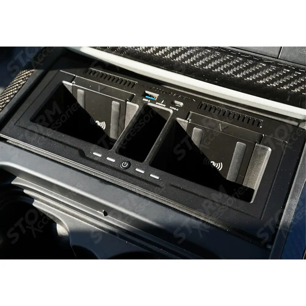 Wireless Charging Box For Land Rover Defender L663 90 / 110 / 130 2020 On