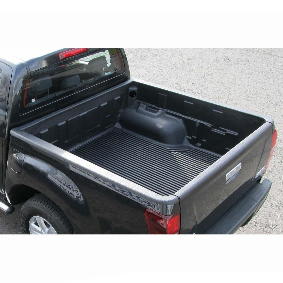 ISUZU D-MAX 2012 ON - DOUBLE CAB OVER RAIL LOAD BED LINER - Storm Xccessories2